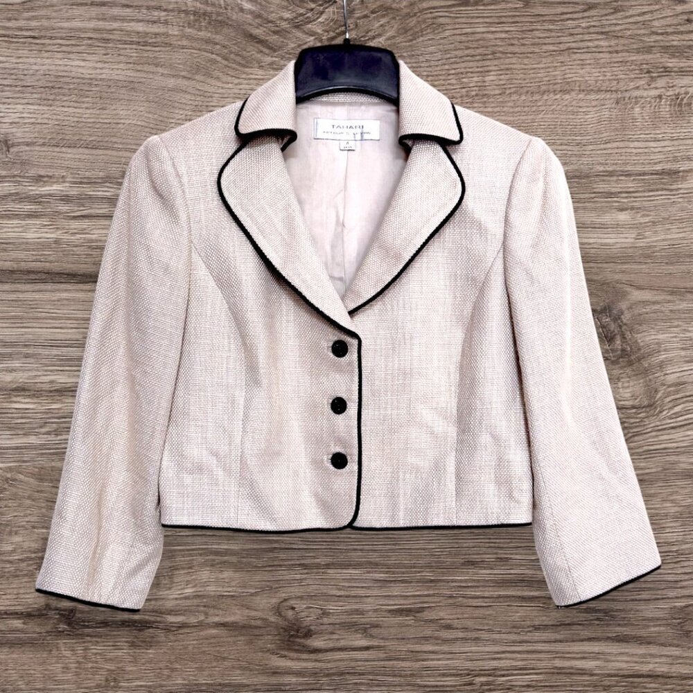 TAHARI Textured Beige Tan Black Trim 3 Button Cropped Fitted Blazer Jacket 4